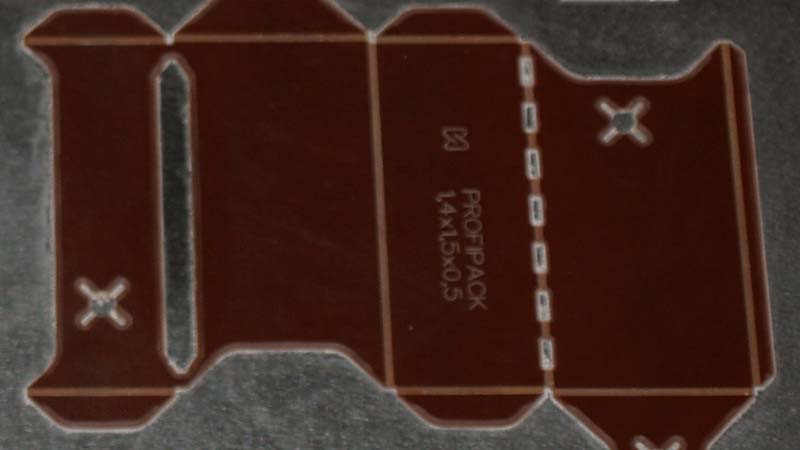 Plech vysekávací nastroj