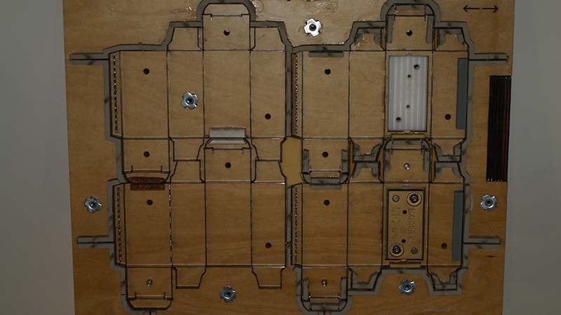 Vysekávací nástroj